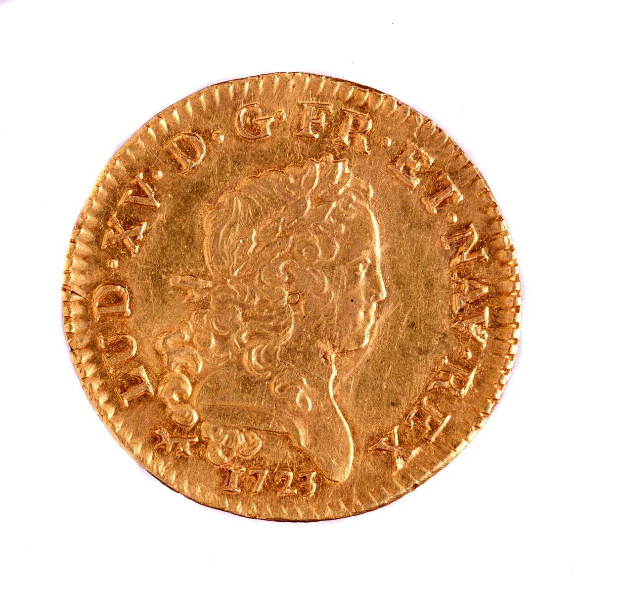 金色法国路易，国王路易十五（1715-1774）统治时期 1723 直径2,3厘米 那不勒斯，考古博物馆 作者 法语学校