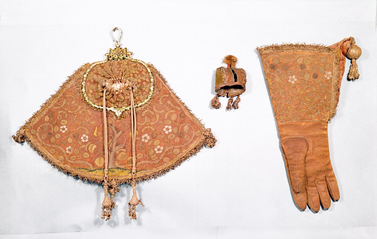 霍金套袋，手套和引擎盖，法国，1600-25 作者 法语学校