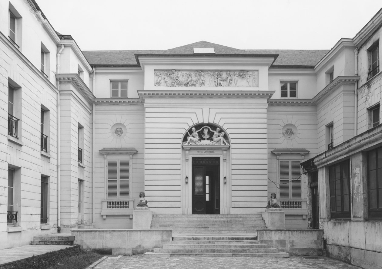 Hotel Gouthiere，庭院外观，18世纪晚期（另见345983） 作者 法语学校