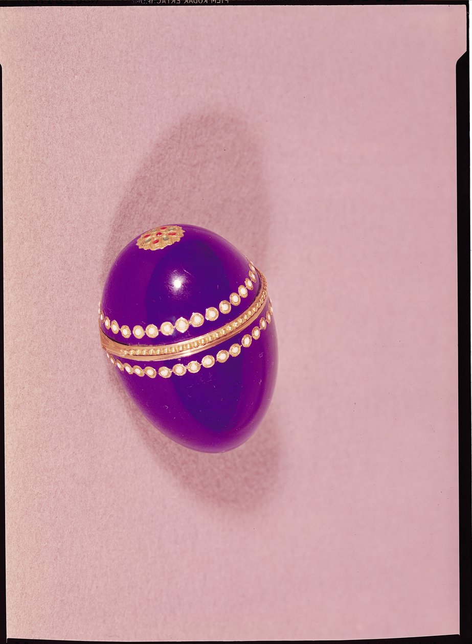 一个鸡蛋形状的必需品，Sevres，1775（陶瓷） 作者 法语学校