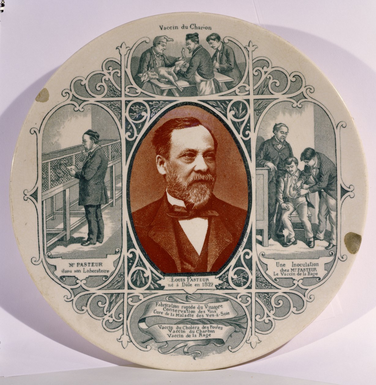 带有路易斯·巴斯德（1822-95）皮埃尔·佩蒂特（1832-1909）的照片，以及他生活中的场景（陶瓷） 作者 法语学校