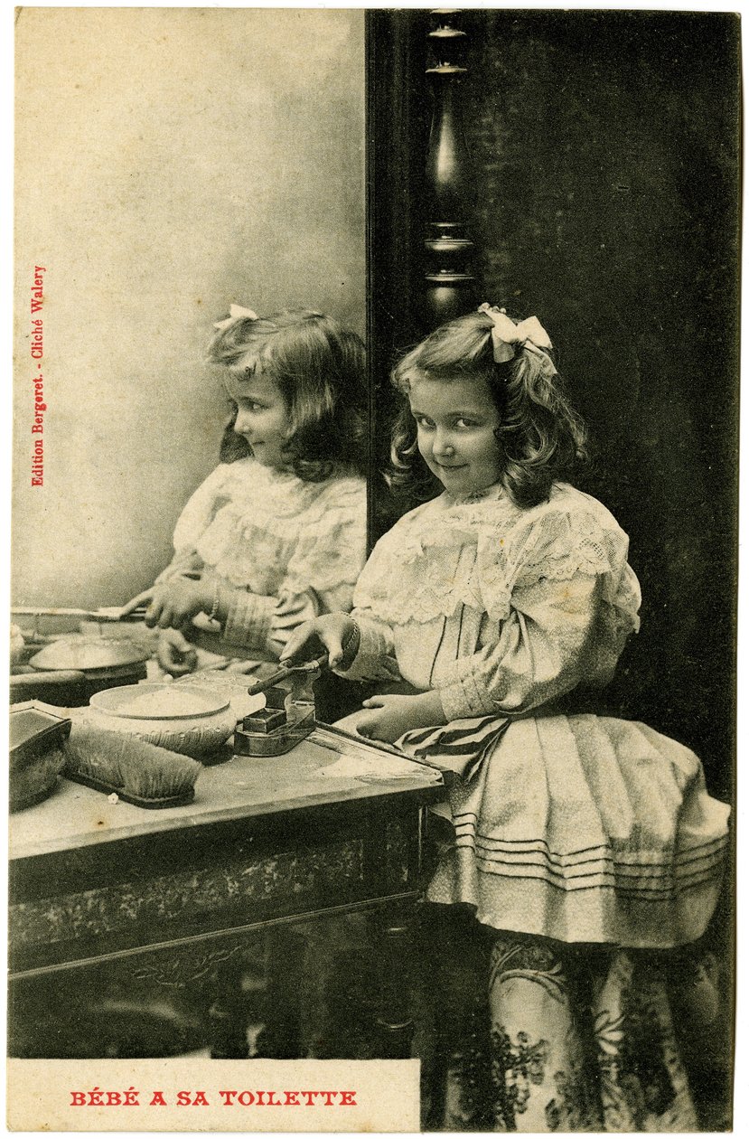 Postcard: baby has his toilet, Bergeret editions, Walery cliché (printed paper) 作者 法语学校