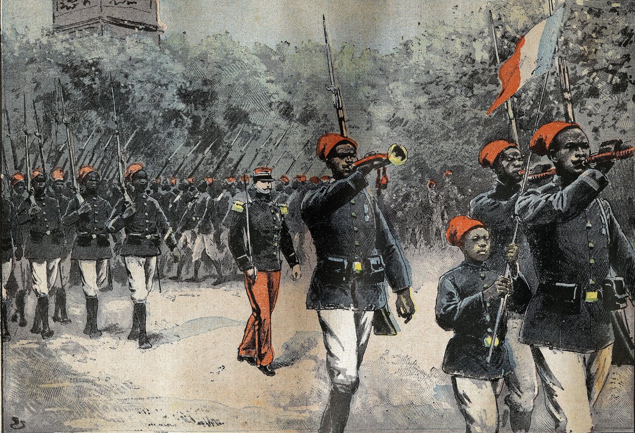 Senegalese Tirailleurs returning from the African exploration mission of Commander Jean-Baptiste Marchand (1863-1934), commanded by Captain Mangin (1873-1908) preparing for the review of July 14 作者 法语学校