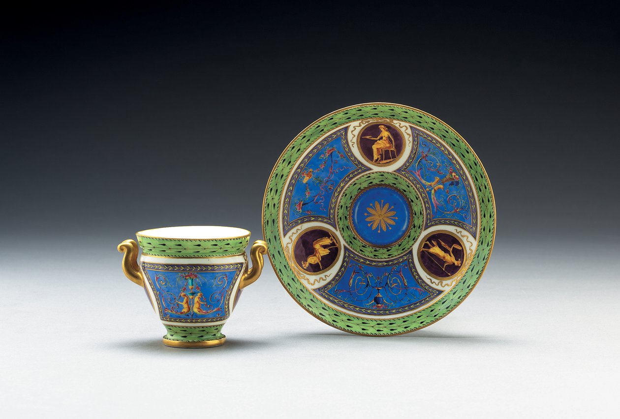 Sevres bleu celeste和浅绿色地面两柄杯碟，1790年 作者 法语学校