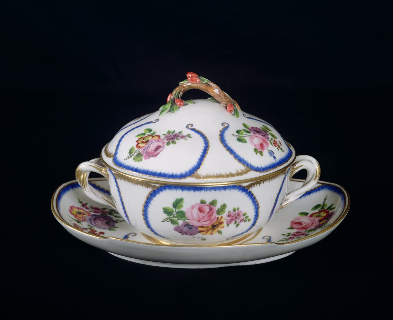 Sevres碗和盘子，1764（瓷器） 作者 法语学校