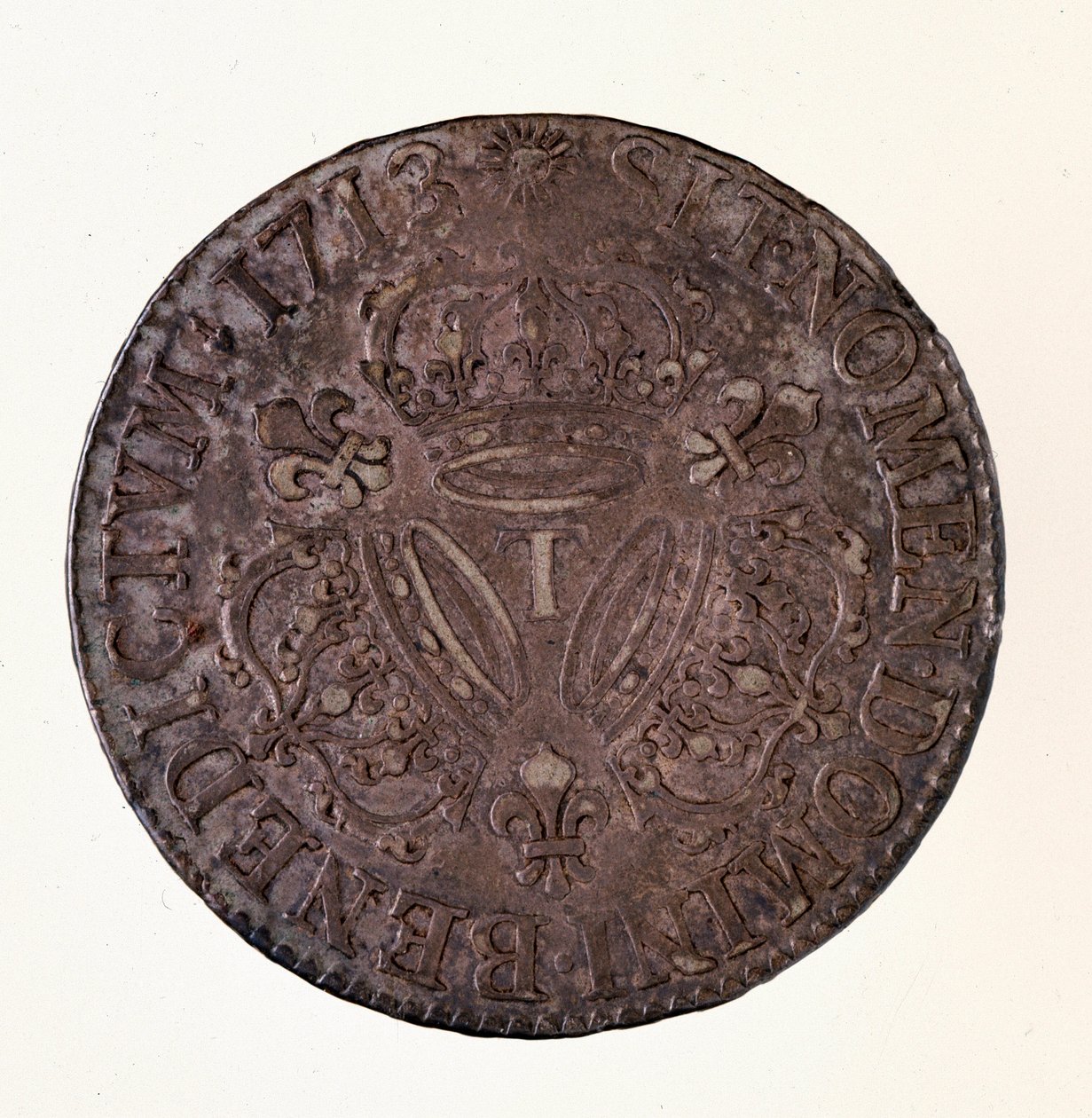 银色法国 ecu (scude)，国王路易十四 (1643-1715) 1713 Diam 在位。 4 厘米那不勒斯，考古博物馆 作者 法语学校