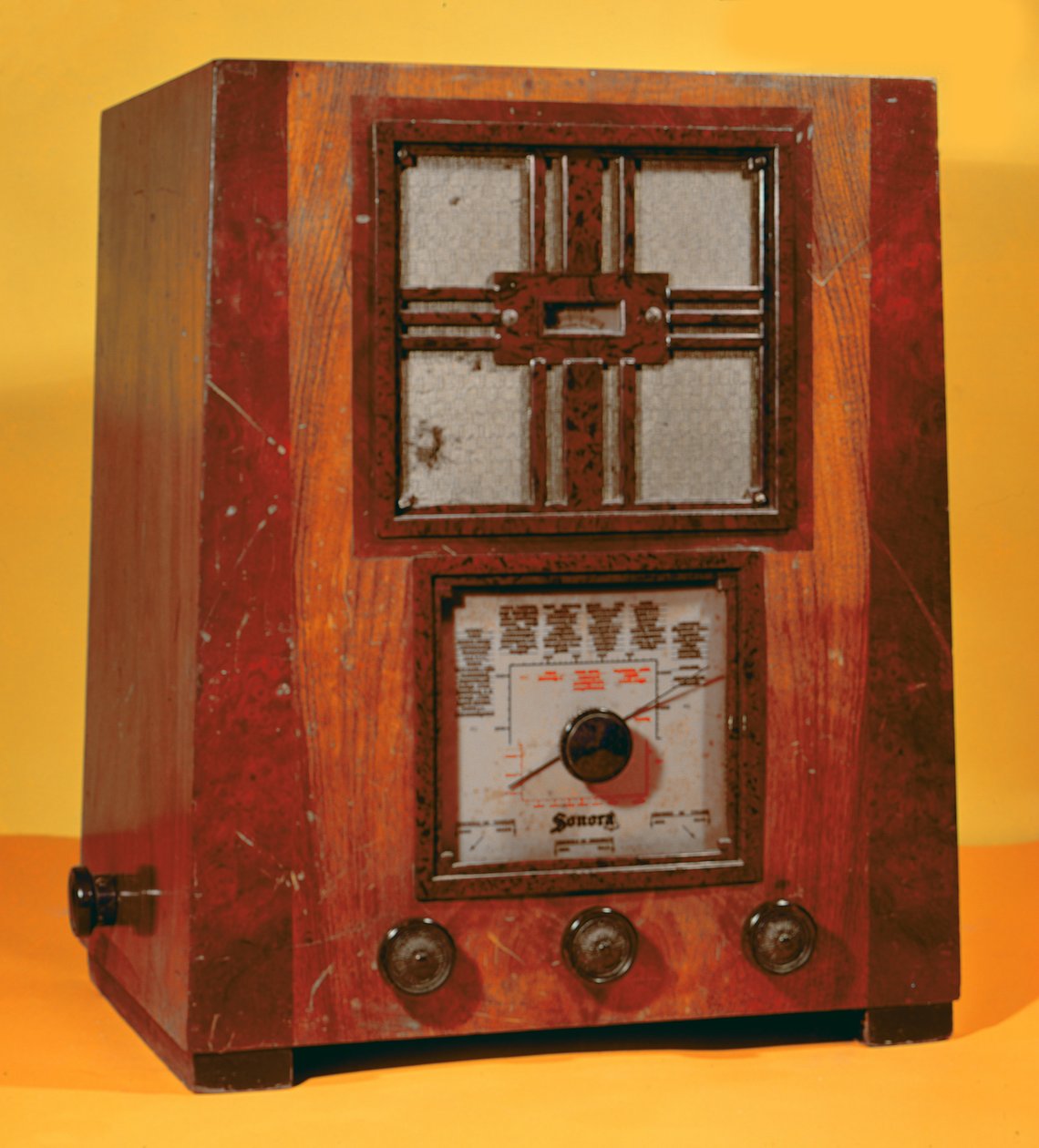 Sonora Radio，c.1930 作者 法语学校