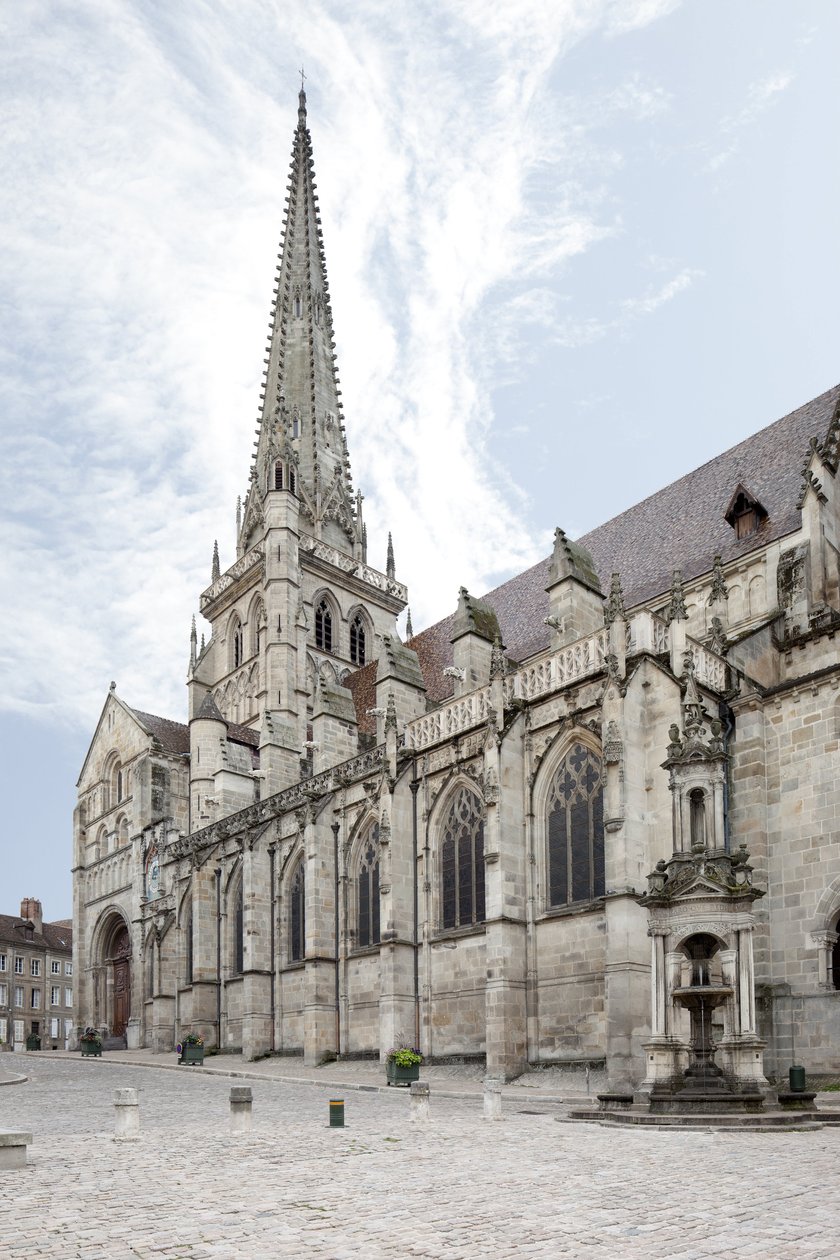 Cathedrale Saint Lazare d