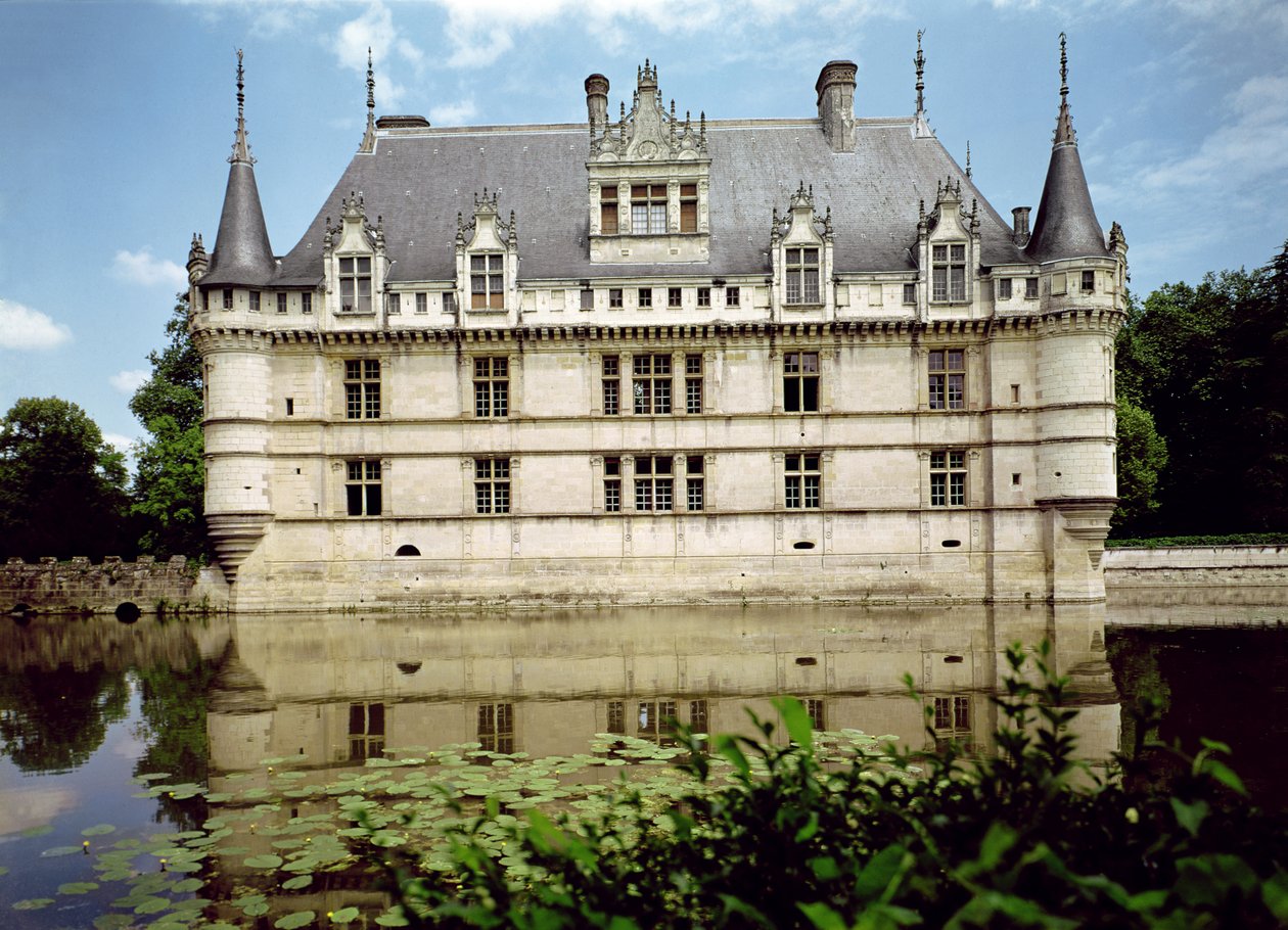 Chateau dAzay-le-Rideau的视图，为Gilles Berthelot建造，1518-27 作者 法语学校