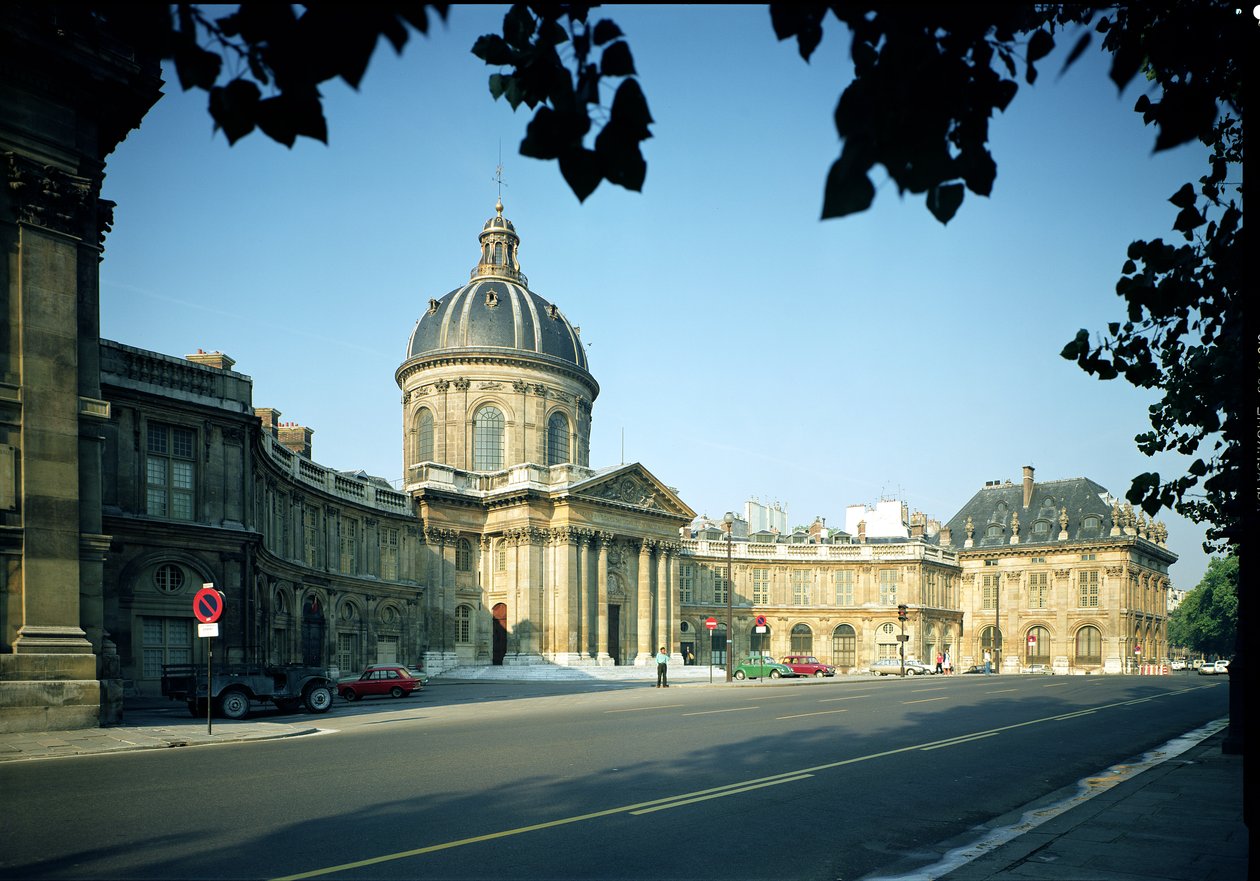 来自Quai Conti的法兰西学院的视图，由Francois dOrbay（1631-97）和Lambert建造，来自Louis Le Vau的设计（1612-70）1662-91 作者 法语学校