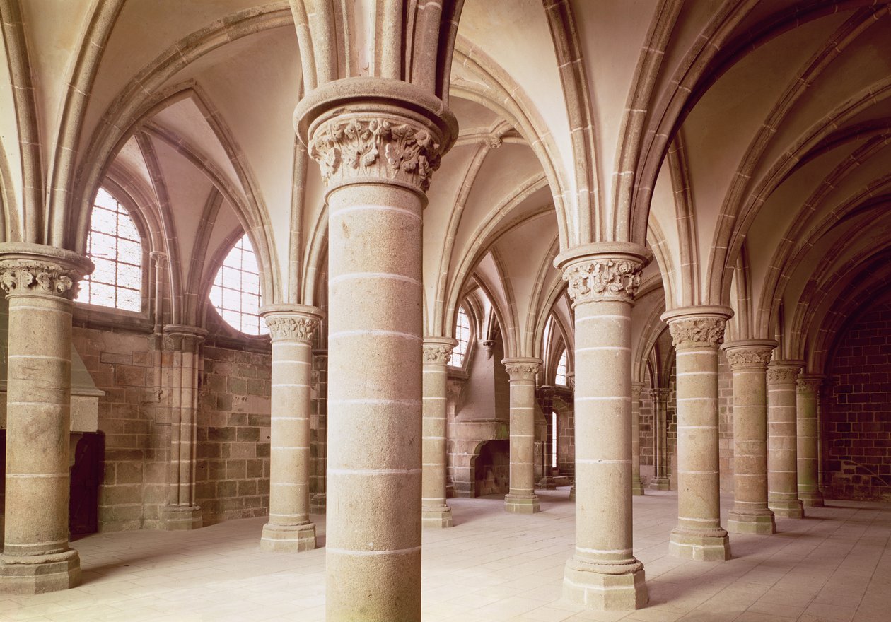 Salle des Chevaliers的视图，以前是写字间 作者 法语学校