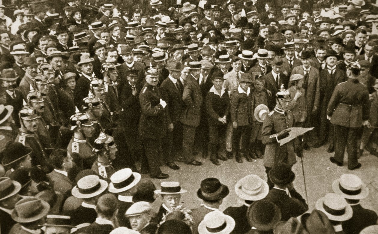1914年8月4日，德国柏林，宣读德皇的宣战公告 作者 平均绩点