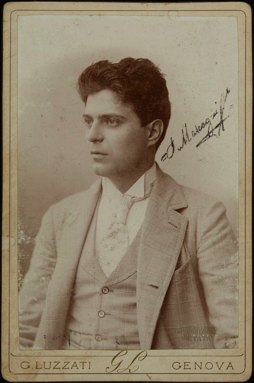 作曲家Pietro Mascagni 1863-1945的肖像，约1890年。 作者 热那亚。卢扎蒂摄影工作室