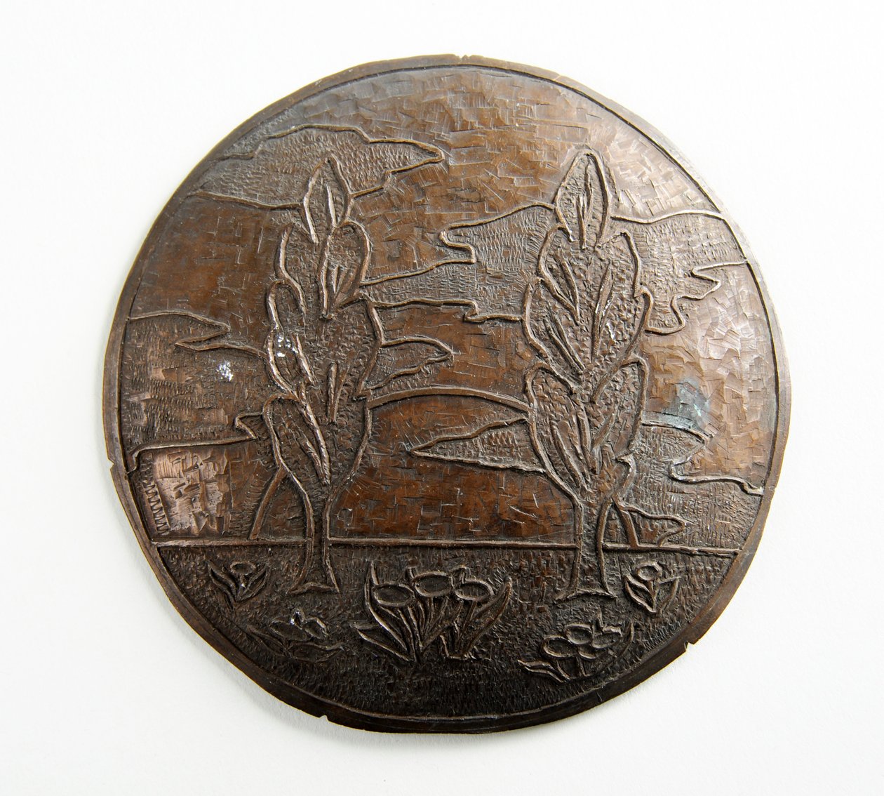 Convex plaque with trees, clouds and flowers (metal) 作者 乔治·詹姆斯·弗兰普顿