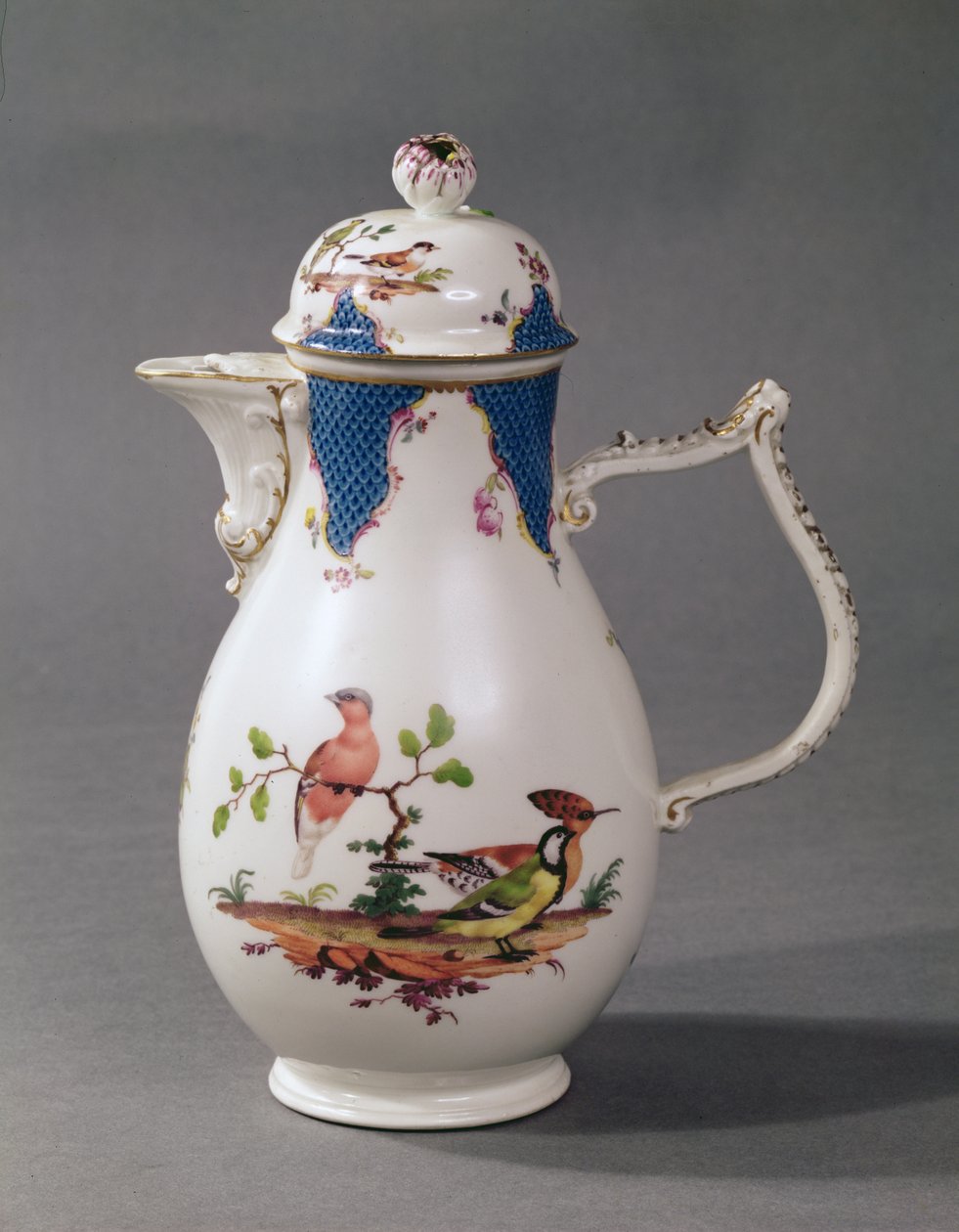 迈森瓷器咖啡壶，c.1760（瓷器） 作者 德国学校
