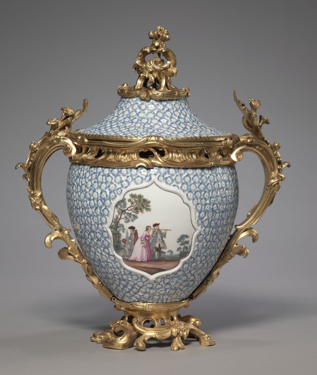 有盖花瓶，德国迈森瓷器厂生产，1749年 作者 德国学校