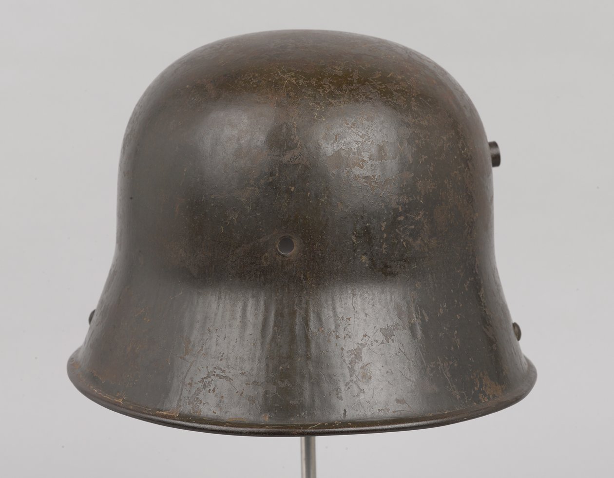德国钢盔或“钢盔”，c.1916（头盔） 作者 德国学校