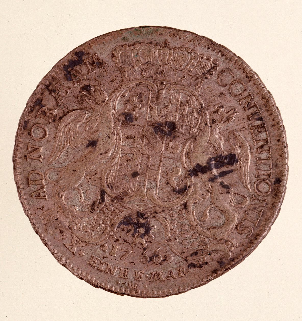 巴登大公查尔斯·腓特烈 (1728-1811) (Charles I of Baden) 1766 Diam 的银塔勒 (taler)。 3.9 厘米那不勒斯，考古博物馆 作者 德国学校