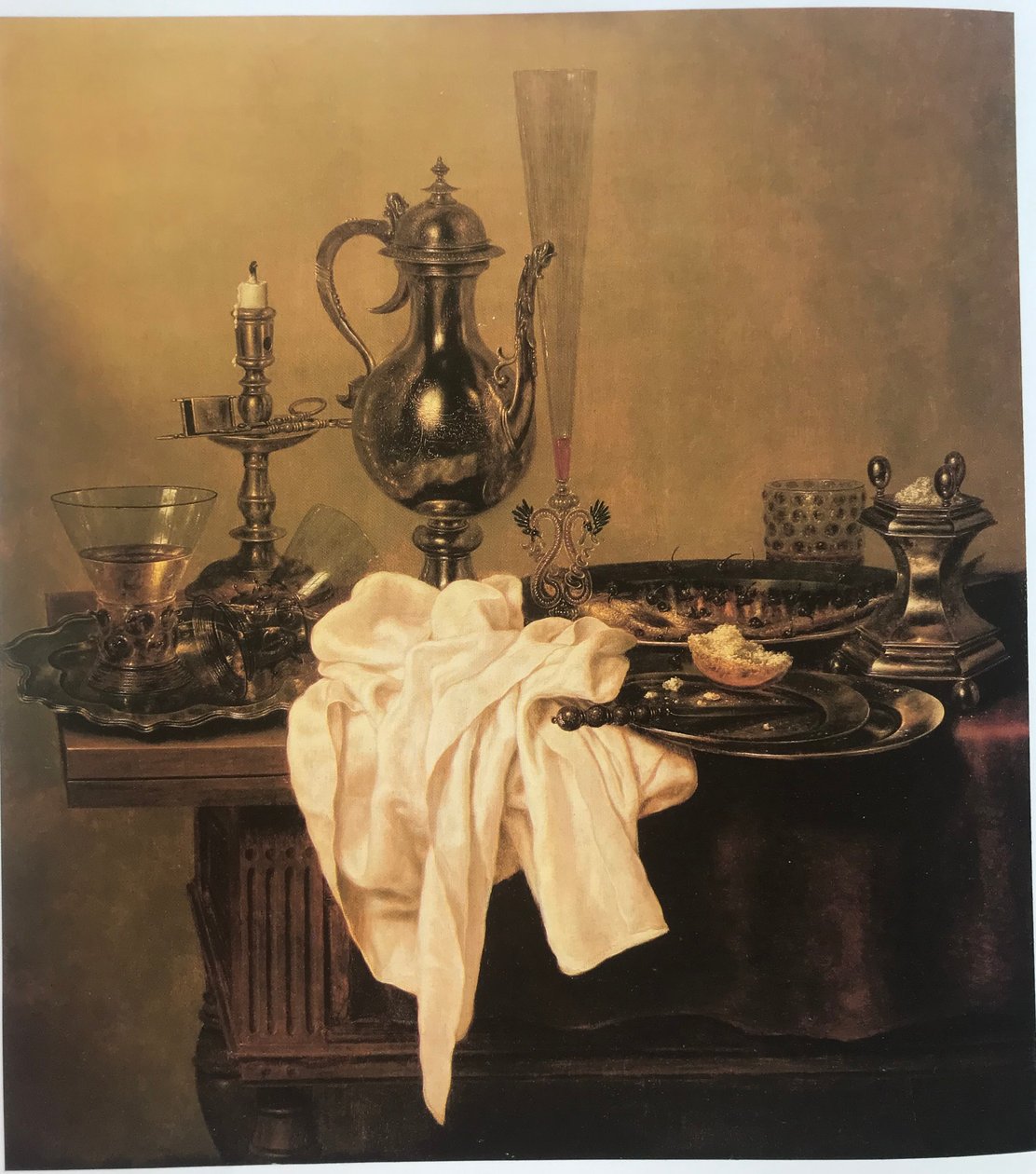 静物，桌上有搪瓷杯、盘子、烛台、盐瓶和玻璃器皿 作者 Gerret Willemsz Heda