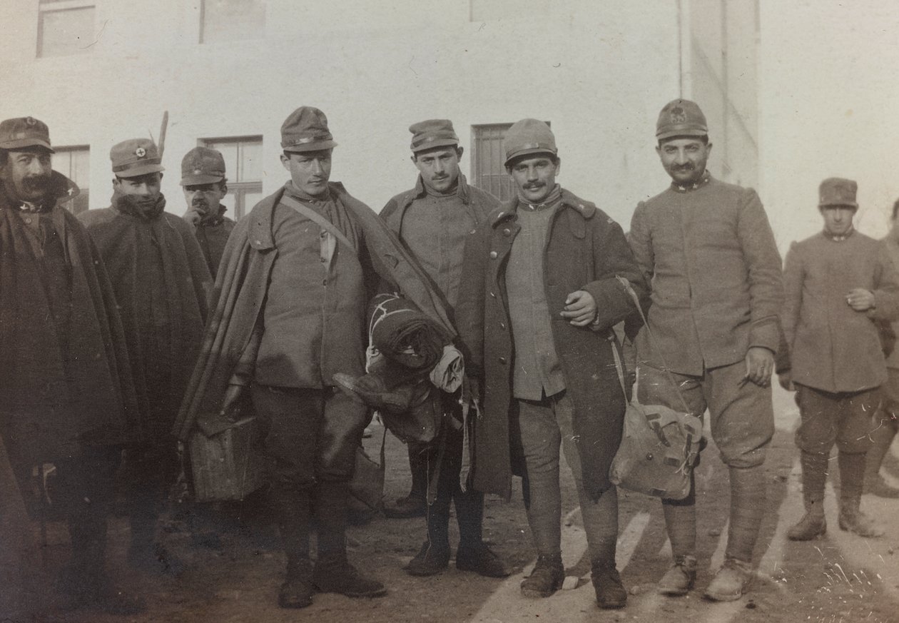 Album "Pictures of War II": Italian soldiers in Gradisca Sagrado, Gorizia, Italy (b/w photo) 作者 吉利奇（Gigliucci）吉利奇（Gigliucci）