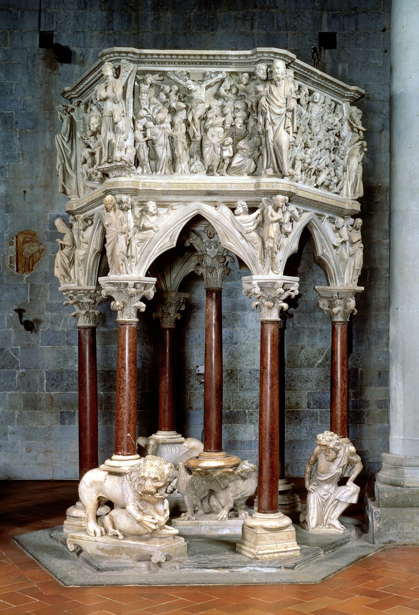 六角讲坛，有明显的浮雕，c.1297（大理石） 作者 乔凡尼·皮萨诺（Giovanni Pisano）