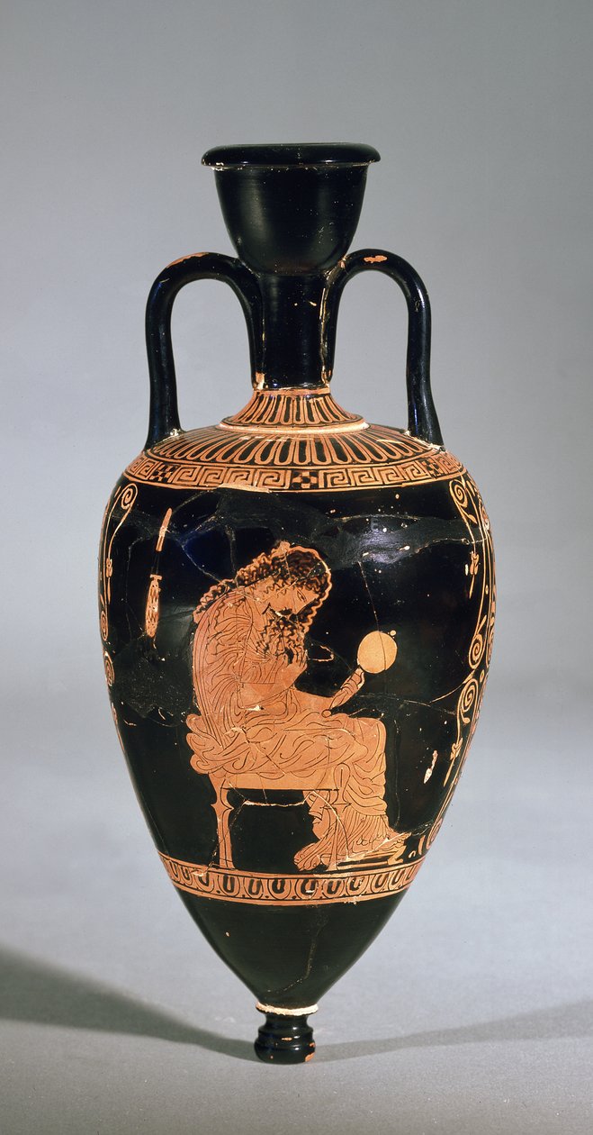 Amphoriskos描绘一个坐着的女人做她的头发，拿着一面镜子（陶瓷） 作者 希腊文