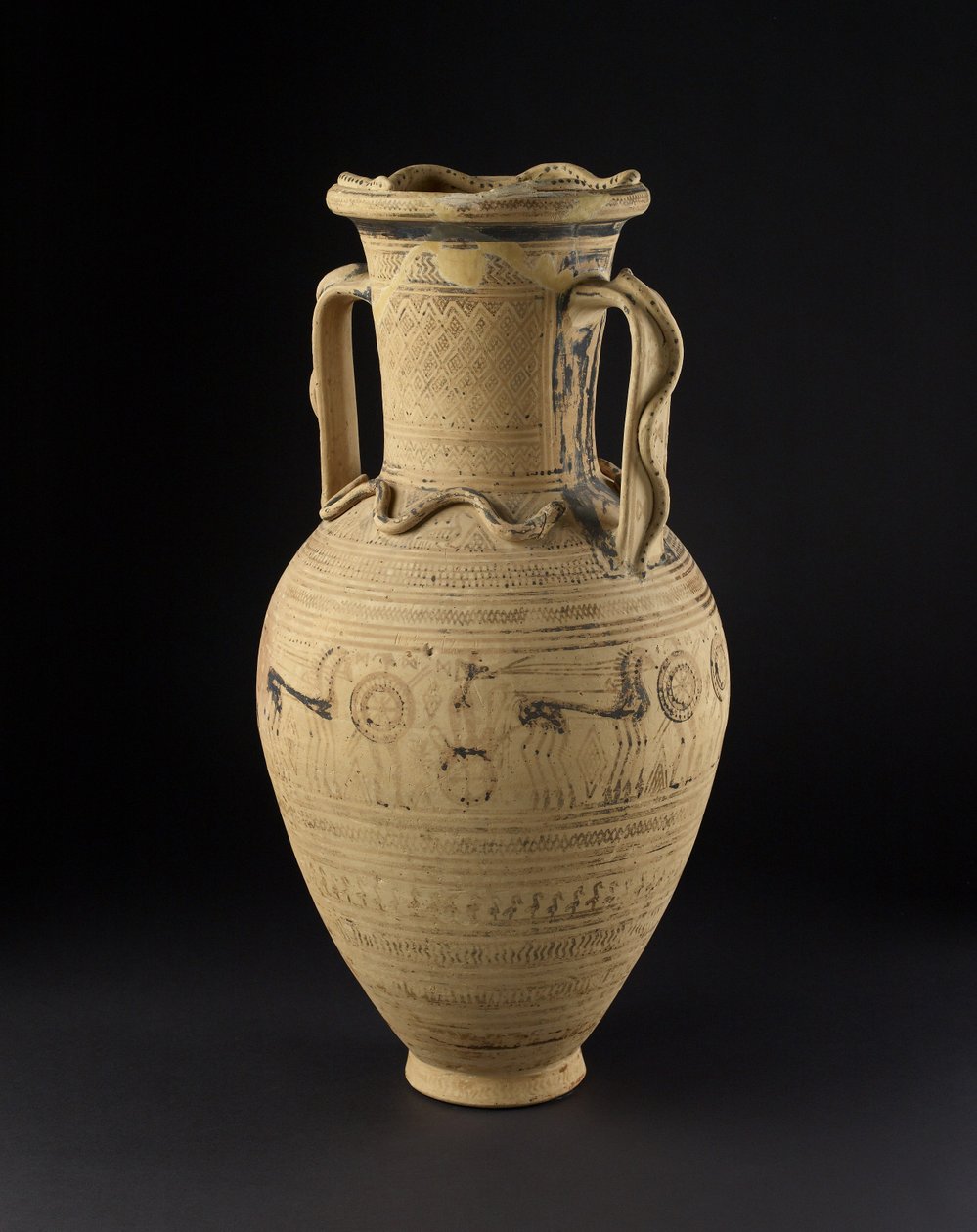 阁楼双耳瓶装饰着哀悼场景，晚几何时期（公元前900  -  720年）（陶瓷） 作者 希腊文