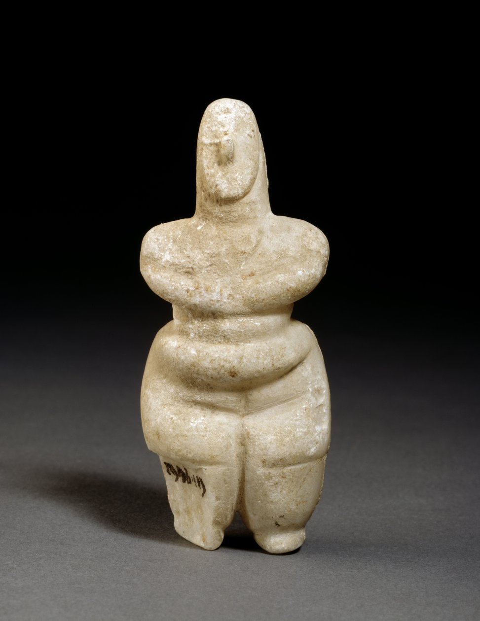 基克拉迪雕像，纳克索斯岛，c.3000-2000 BC（大理石） 作者 希腊文