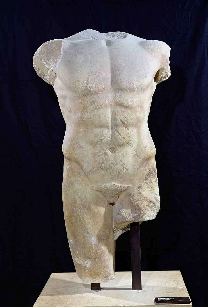 Miletus的男性躯干，公元前480年（大理石） 作者 希腊文