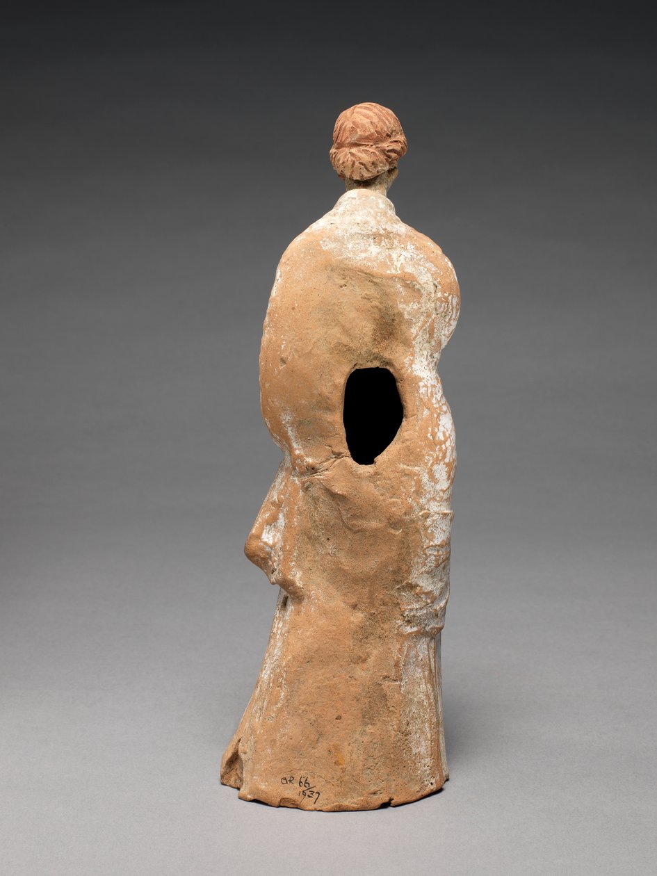 女性形象（粘土）（前面见427628） 作者 希腊文