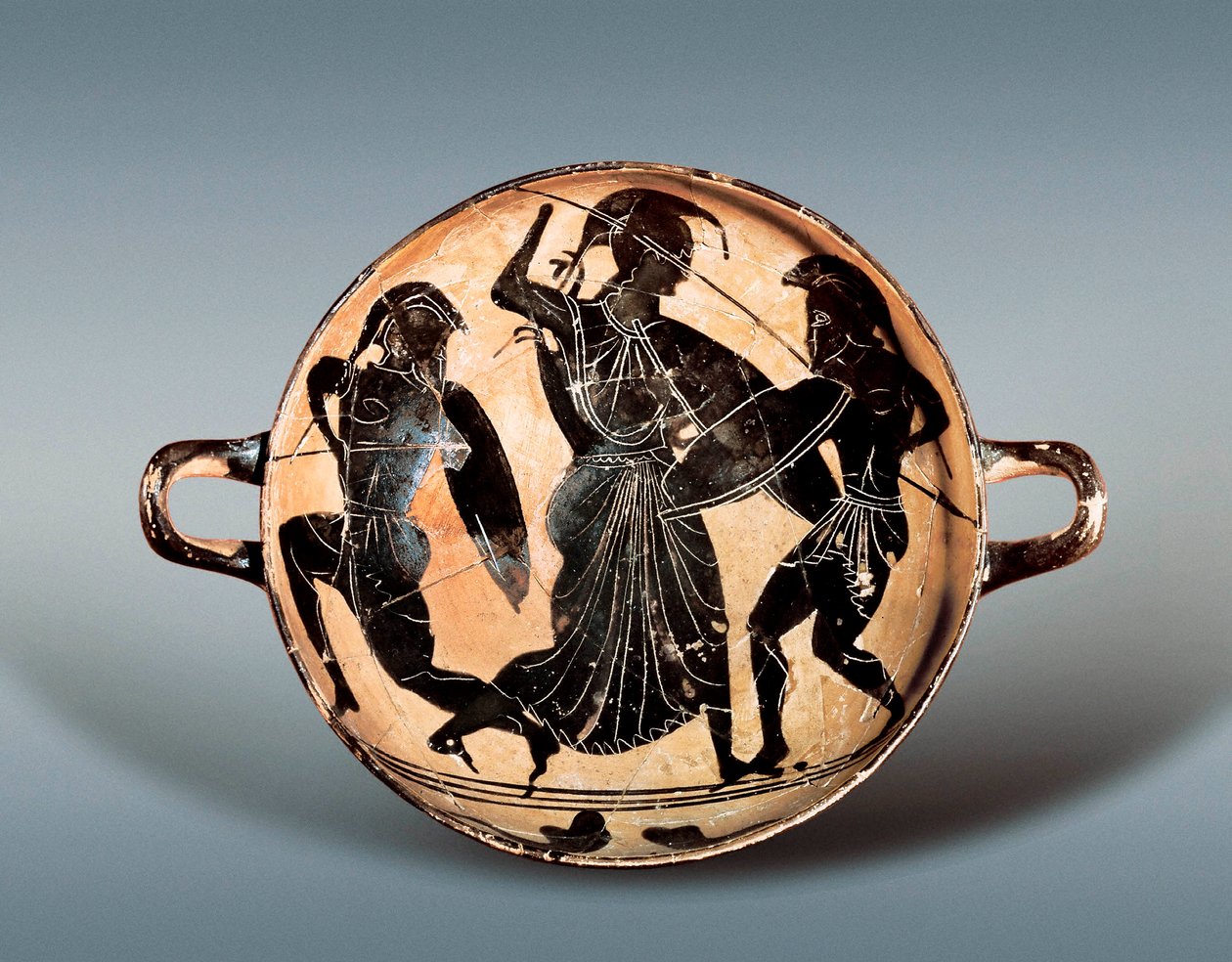 Trojan War: Goddess Athena struggling between Hector and Achilles. 6th century BC. Kylix (drinking cup) has black figures in ceramics, Archeological Museum of Catalonia, Barcelona. 作者 希腊文