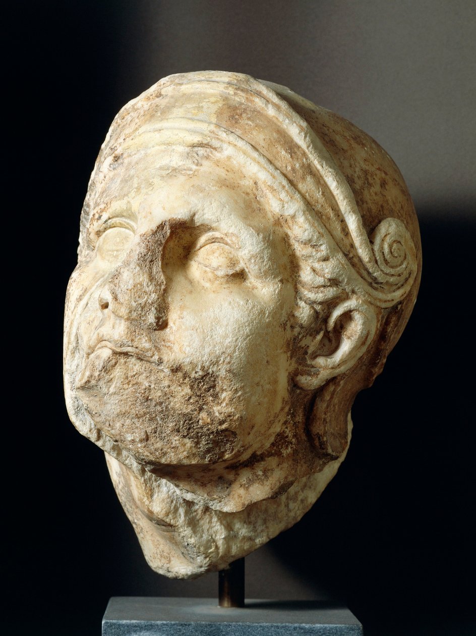 公元前 4 世纪，在 Tegea 的 Athena Alea 神庙前，Skopas（公元前 340-420 年）的战士头像（照片） 作者 希腊文