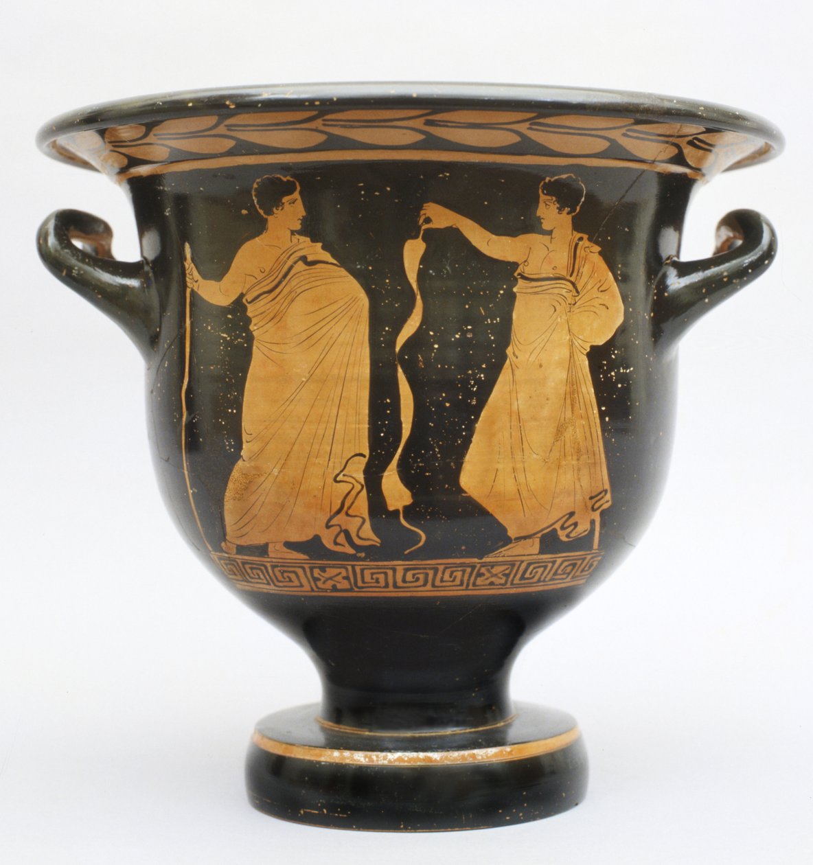 来自意大利马泰拉的贝尔形原型Apulian krater（陶瓷） 作者 希腊学派