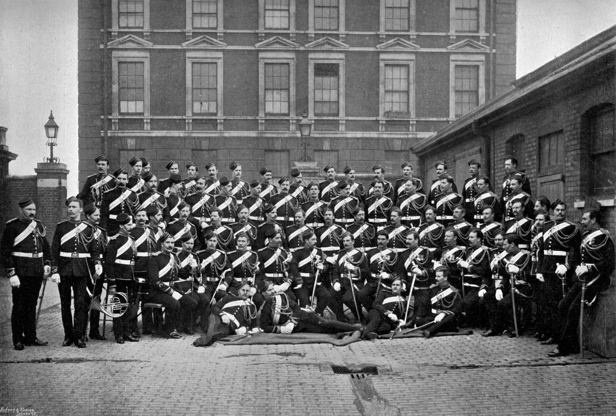 1896年在伦敦骑士桥军营的第一救生员的士官。 作者 格里高利公司