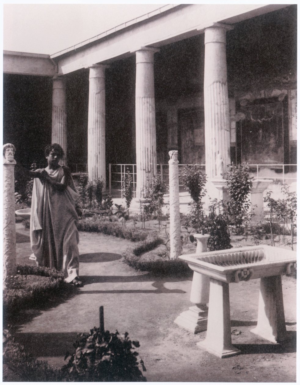 庞贝（图片） 作者 古列尔莫 (1852-1930) 普吕绍