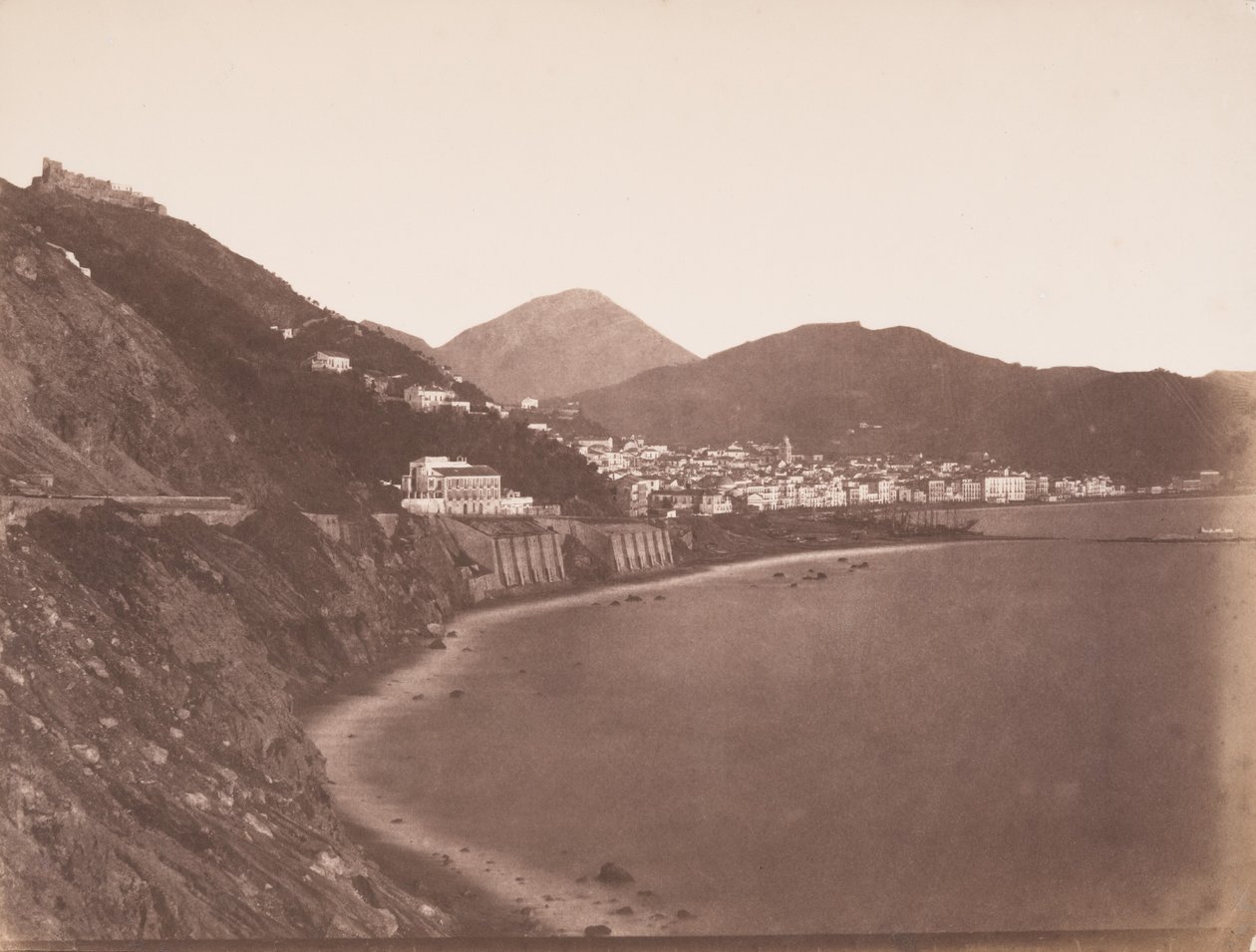 意大利萨莱诺，约 1856 年（照片1856 年（照片） 作者 古斯塔夫·德·波科斯（Gustave de Beaucorps）