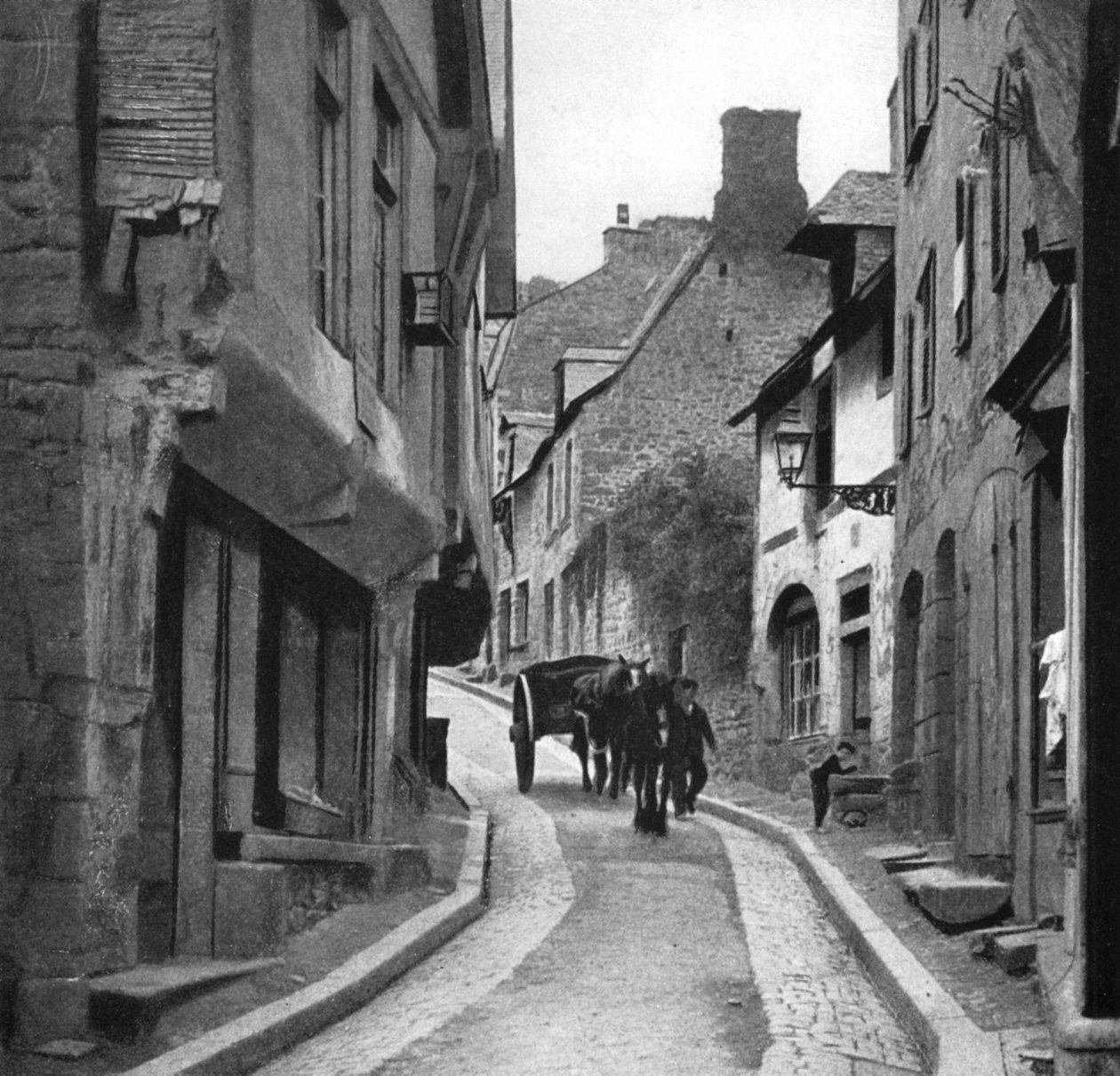 Jersual街，1911-1912年。 作者 HW Fincham
