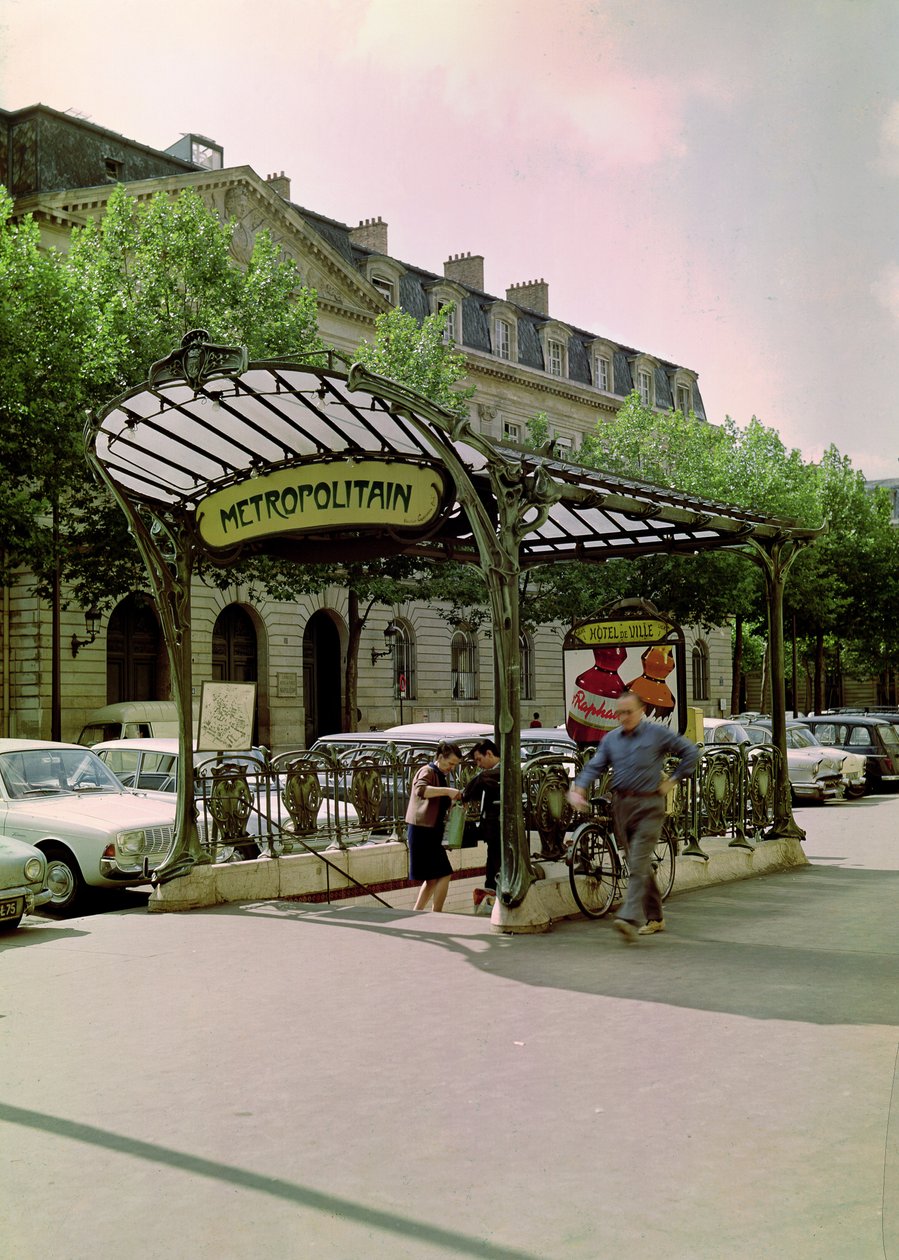 Hotel de Ville Metropolitain入口处的视图，1899-1904 作者 赫克托·吉马尔（Hector Guimard）