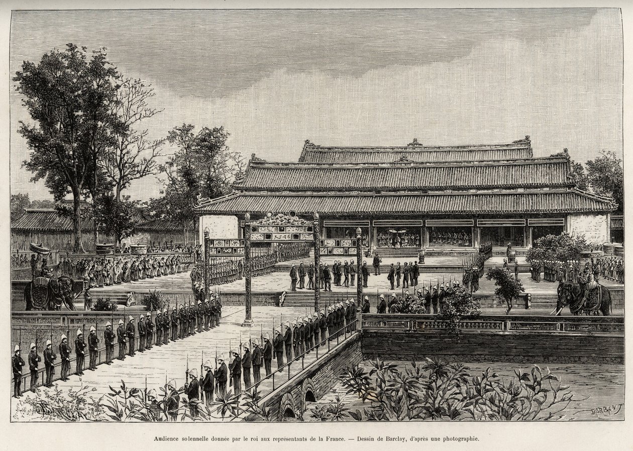 安南国王董卿（1864-1889）在顺化皇城（越南）对法国代表进行的庄严接见。Thiriat的版画，为Charles Edouard Hocquard博士（1853-191）的故事《Trente mois au Tonkin》作插图。 作者 亨利·提里亚特