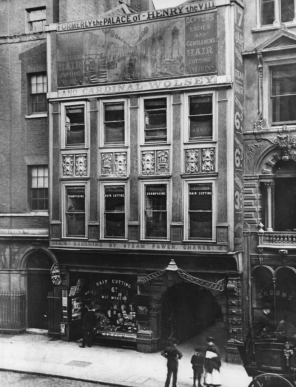 The Gatehouse，Inner Temple，c.1885 作者 亨利·迪克森