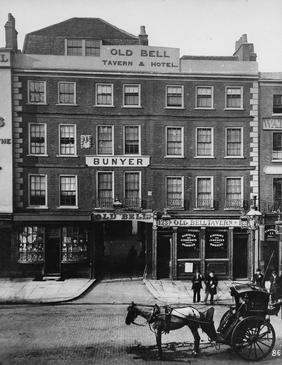The Old Bell Inn，High Holborn，c.1884 作者 亨利·迪克森
