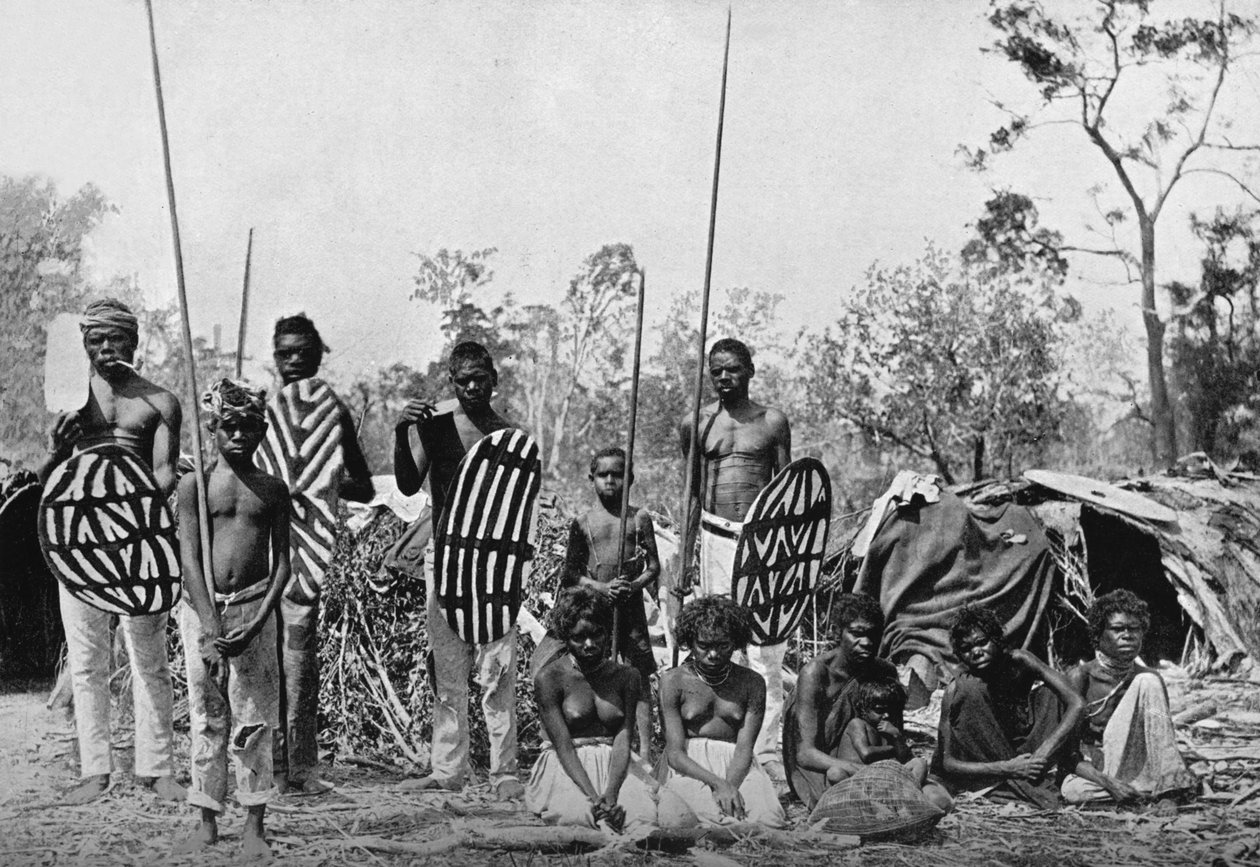 昆士兰土著人长矛和盾牌聚会，1902年 作者 亨利·金