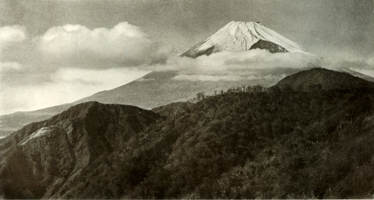 富士山，1910年。 作者 赫伯特·庞廷