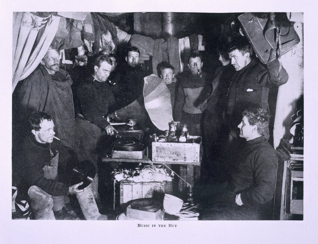 来自&39;Scott&39;s Last Expedition&39;的小屋音乐（包括Capt.Scott） 作者 赫伯特·庞廷
