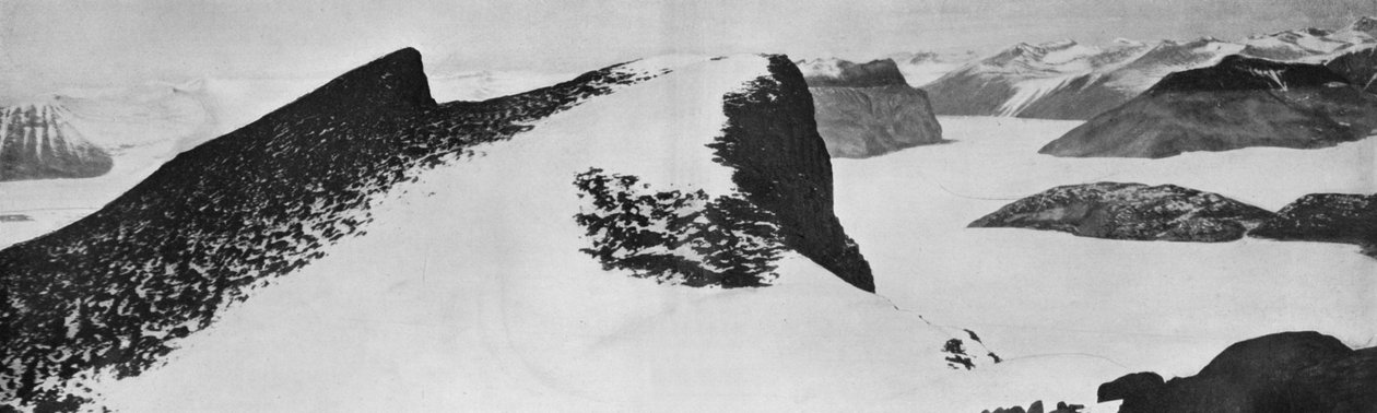 苏伊斯山顶，向南看，1913年，1913年。 作者 赫伯特·庞廷