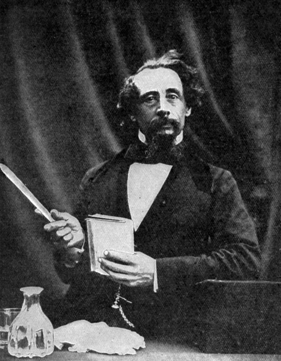 查尔斯·狄更斯（Charles Dickens）阅读，1859年，1912年 作者 赫伯特·沃特金斯