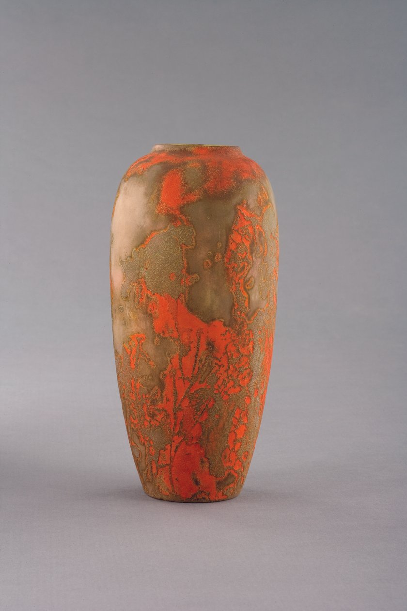 花瓶（编号7211），1913-21（陶器） 作者 赫尔曼·马克汉姆