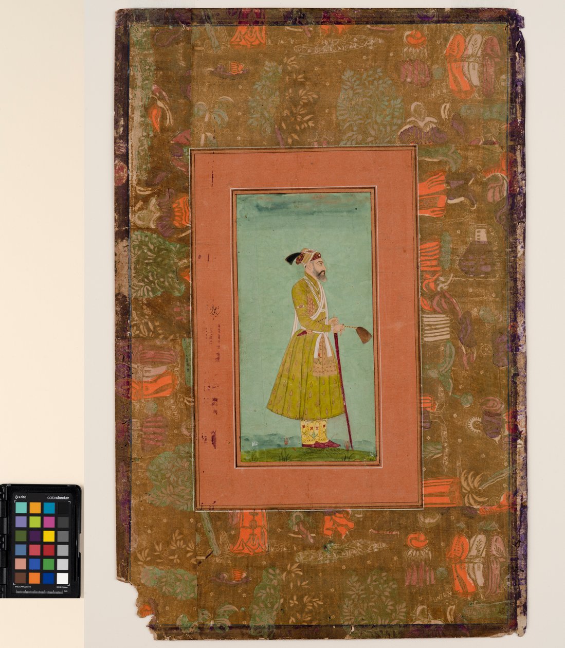 奥兰则布（Aurangzeb）手持飞蝇草，约1680年（纸上的不透明水彩和金色，装在相册页上） 作者 印度学校