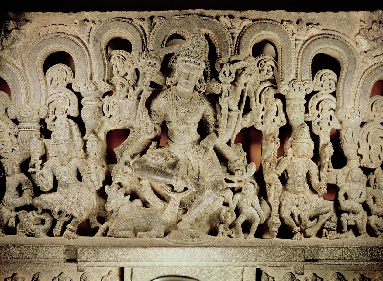 Lintel以印度三位一体为特色，来自Waranal，Andhra Pradesh，Kakatiya王朝 作者 印度学校