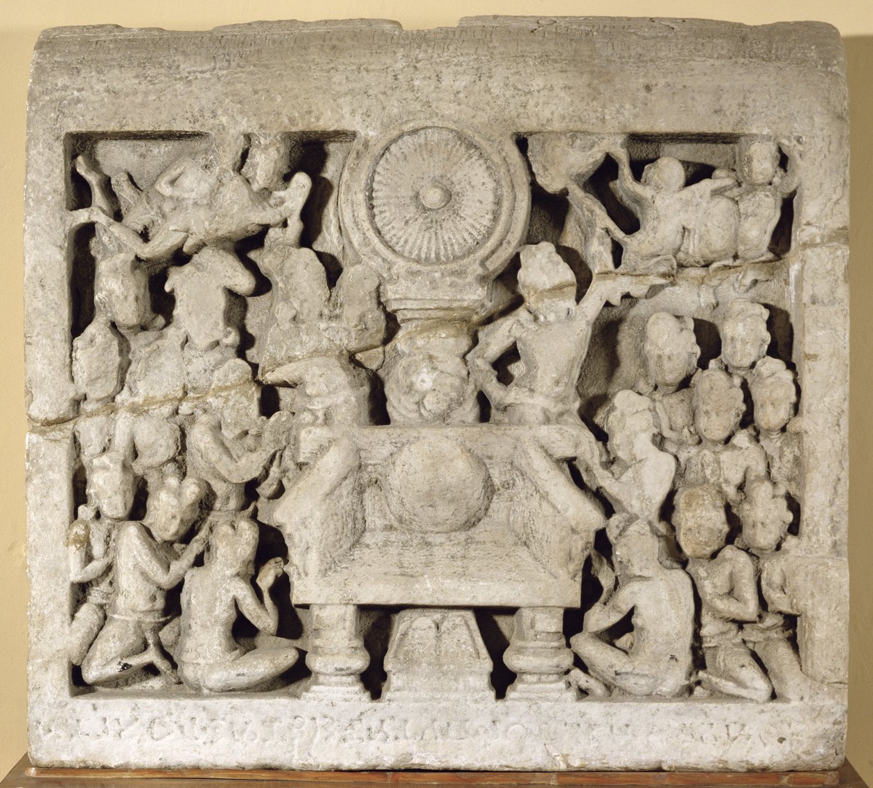 崇拜佛教符号，Amaravati（石灰石） 作者 印度学校